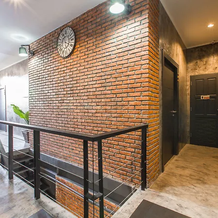 Na Siam Guesthouse-3